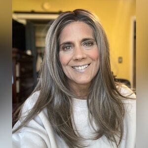 JB Extensions Khloe Long in Mixed Blonde